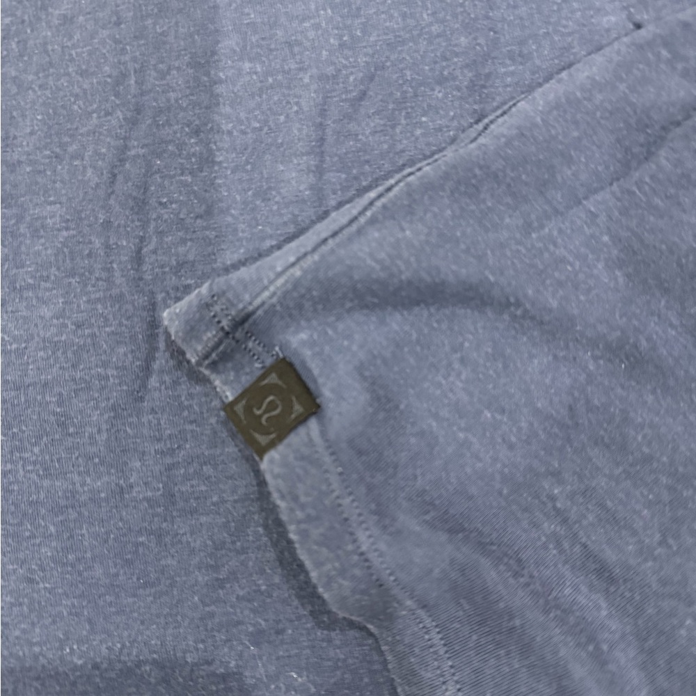 Lululemon long sleeve navy shirt size 10 - Picture 2 of 4